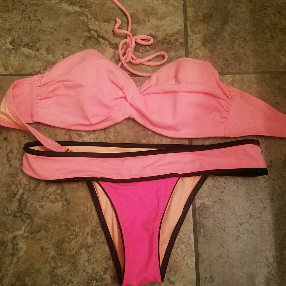 Victoria's Secret Knockout Bandeau